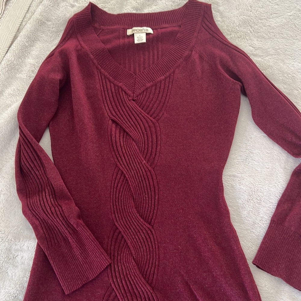 Sweater - Picture 3 of 3